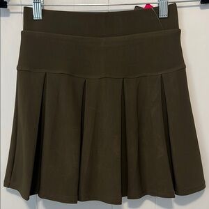 Chic Olive Green Mini Skater Skirt with Pleats
